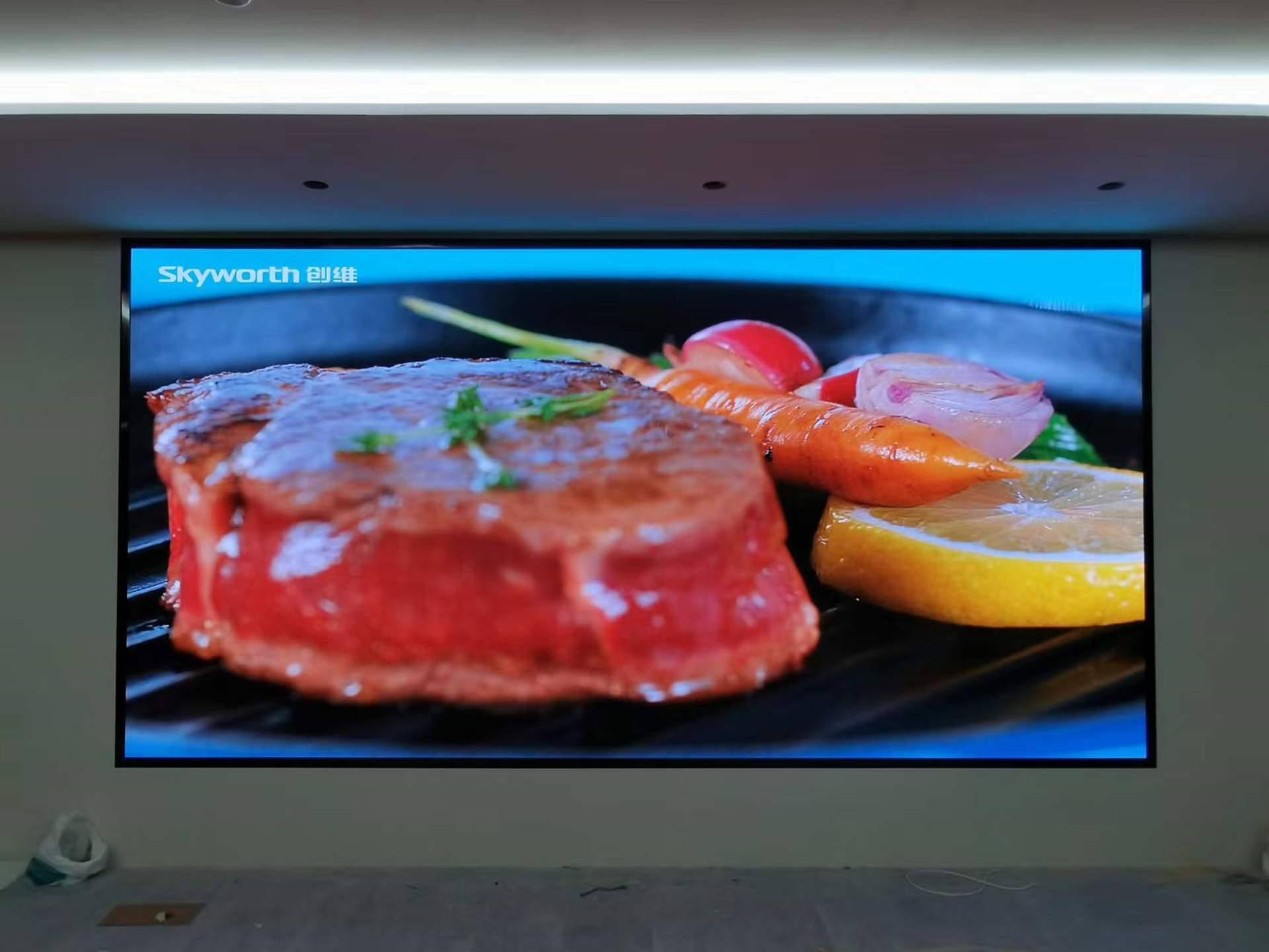 Indoor P2 LED display2