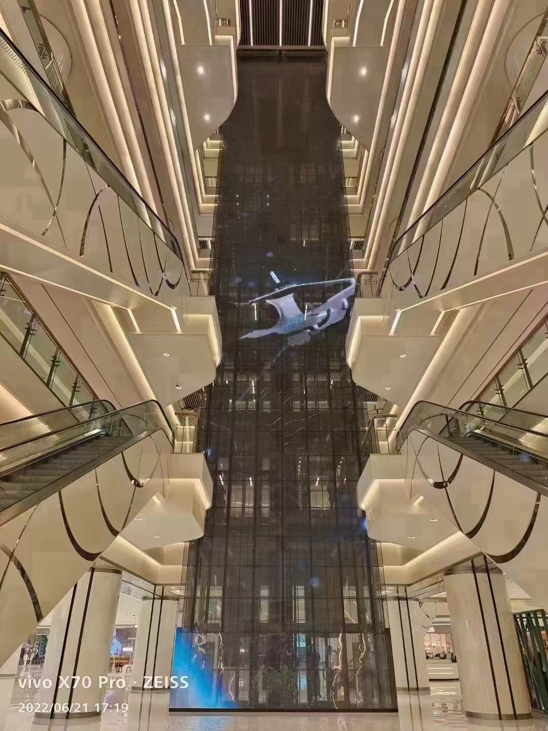 LED transparent screen2